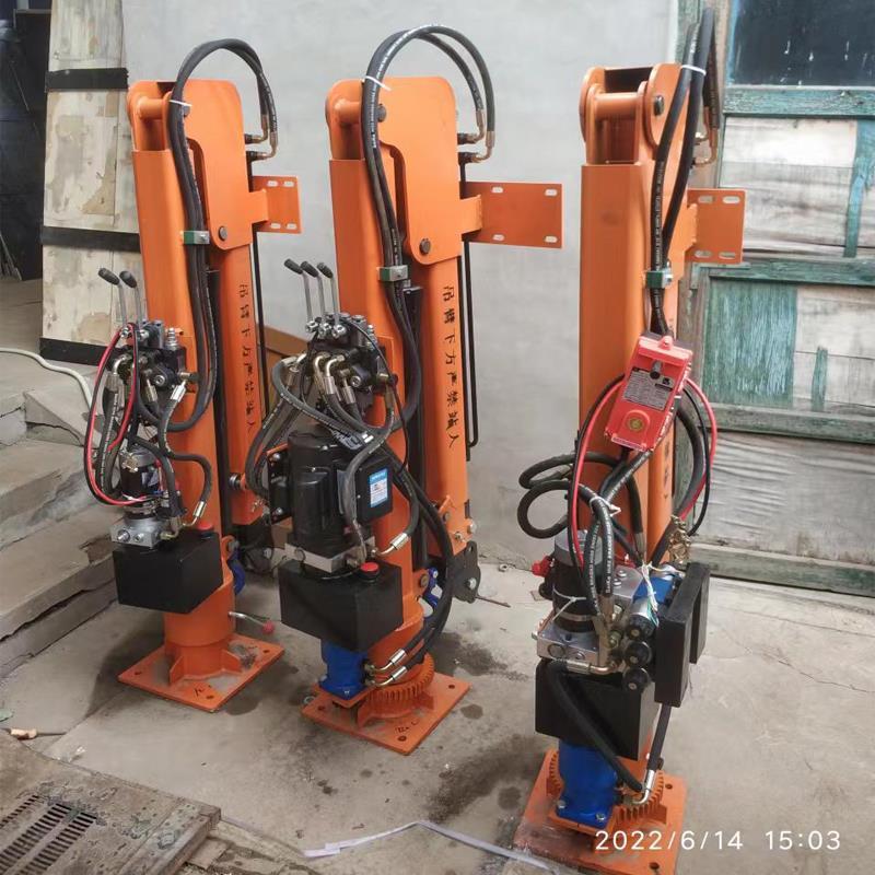 零陵区重汽蓝牌随车吊 3.2吨 国六动力强 液压驱动 农用自卸起重机
